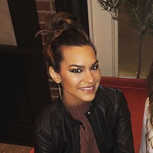 Meet your Posher, Corinne